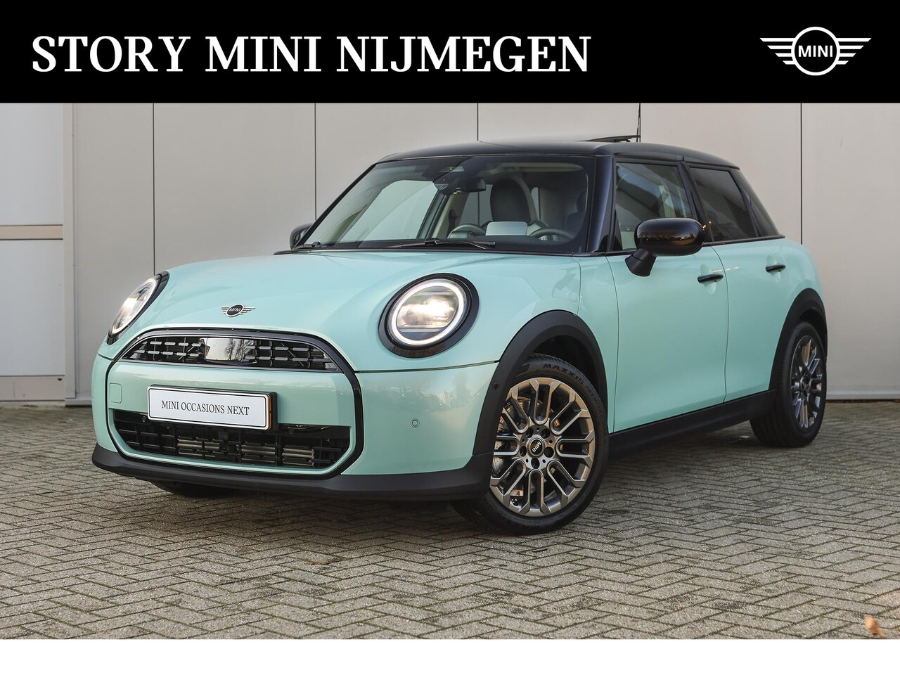 MINI Cooper - Hatchback C / Classic / Pakket M / 17" U-Spoke grey - AutoWereld.nl