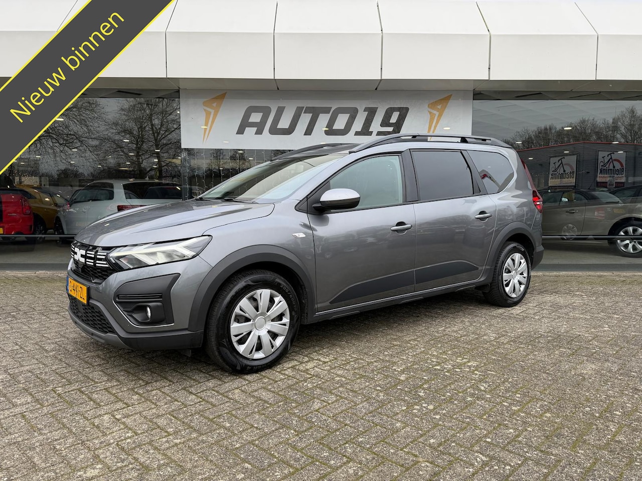 Dacia Jogger - 1.0 TCe 110 expression 7p. 1.0 TCe 110 Expression 7p. - AutoWereld.nl