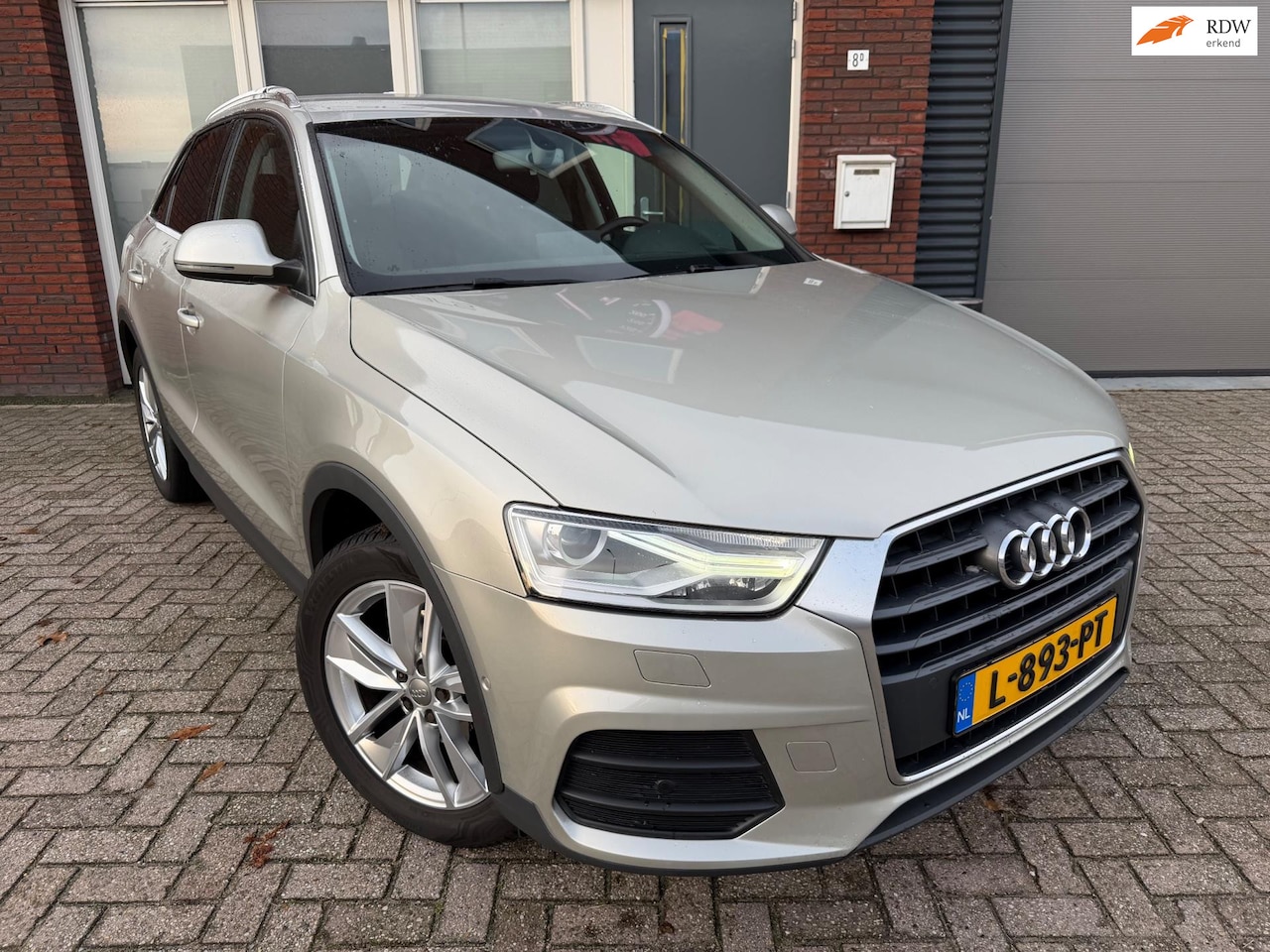 Audi Q3 - 1.4 TFSI CoD Design Pro Line Plus / Navi / PDC / Keyless / NAP - AutoWereld.nl