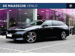 BMW 5-serie Touring - 530e M Sport Automaat / Trekhaak / Adaptieve LED / Parking Assistant Plus / Stoelventilati