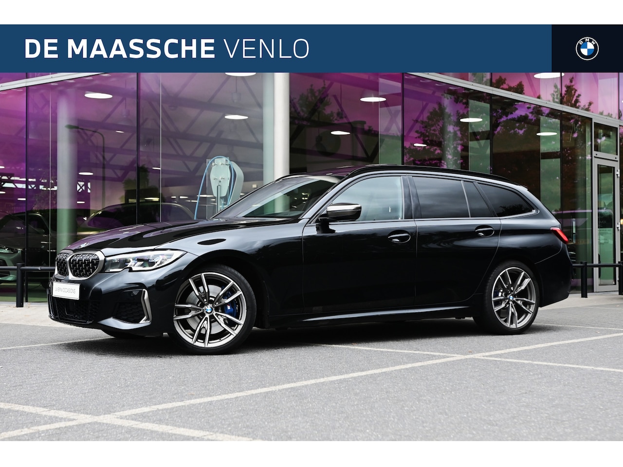 BMW 3-serie Touring - M340i xDrive Automaat / Panoramadak / Trekhaak / Sportstoelen / Laserlight / M Adaptief on - AutoWereld.nl