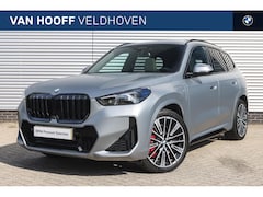 BMW X1 - xDrive30e High Executive M Sport Automaat / Panoramadak / Sportstoelen / M Adaptief onders