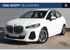 BMW 2-serie Active Tourer - 218i M Sport Automaat / Trekhaak / Sportstoelen / Adaptieve LED / M Adaptief onderstel / C