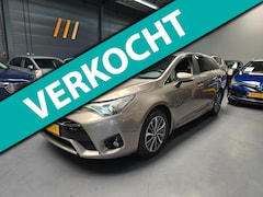 Toyota Avensis Touring Sports - 1.8 VVT-i Pro LED CAMERA NAVI NAP NL AUTO