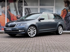Skoda Octavia Combi - 1.5 TSI 150pk DSG Style Bns Pano/Trekhaak/DCC/Canton