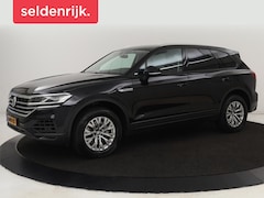 Volkswagen Touareg - 3.0 TDI Elegance | Leder | Trekhaak | Camera | Luchtvering | Stoelverwarming | Adaptive cr