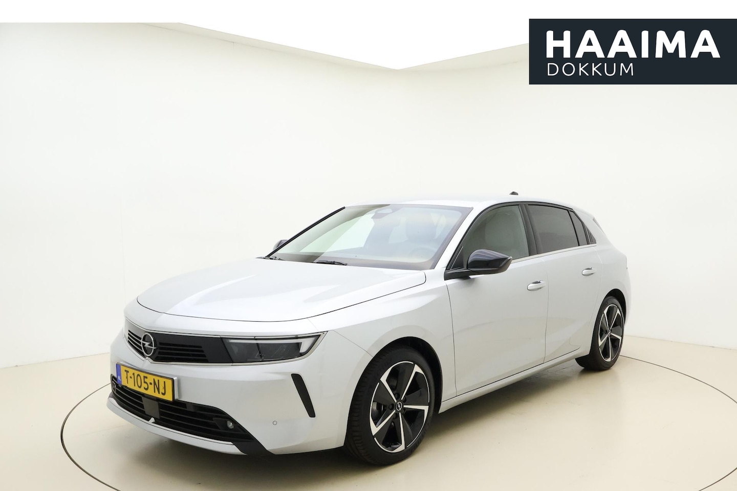 Opel Astra - 1.2 Elegance 130 PK Automaat | Navigatie | Climate control | Keyless | Lichtmetalen velgen - AutoWereld.nl