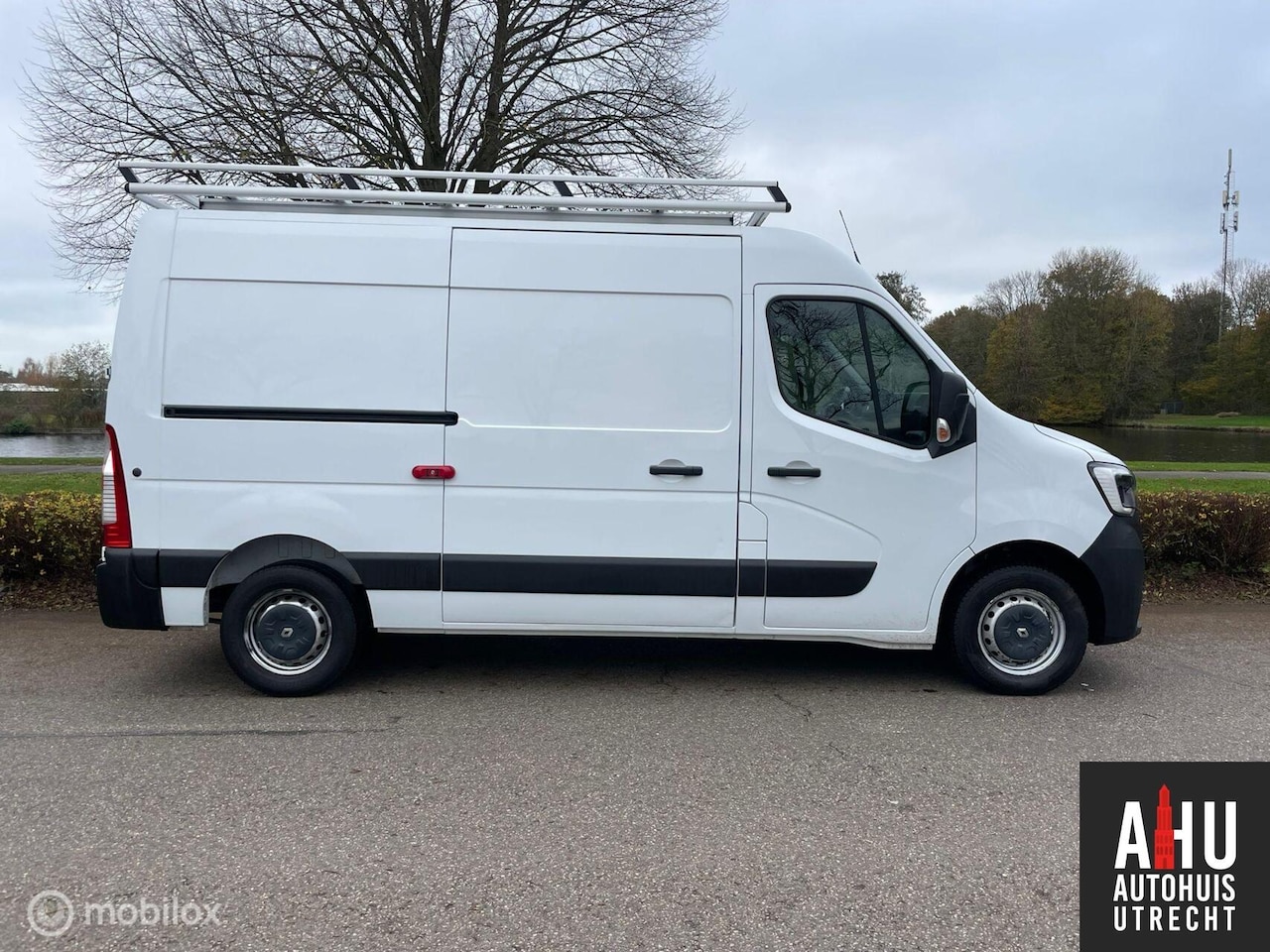 Renault Master - bestel T33 2.3 dCi 135 L2H2 - AutoWereld.nl