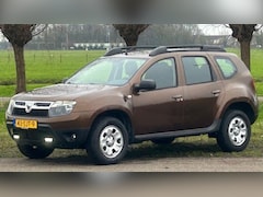 Dacia Duster - 1.6 Lauréate 4WD AIRCO, ELEC. RAMEN/SPIEGELS, CENTRALE DEURVERGRENDELING, DEELBARE ACHTERB