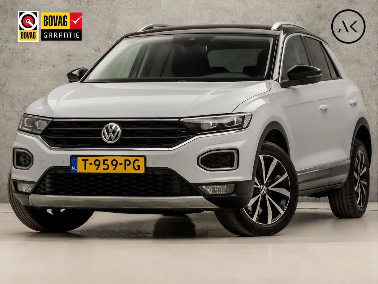 Volkswagen T-Roc - 1.0 TSI Sportline (ZWART DAK, LED KOPLAMPEN, APPLE CARPLAY, ADAPTIVE CRUISECONTROL, STOELV - AutoWereld.nl