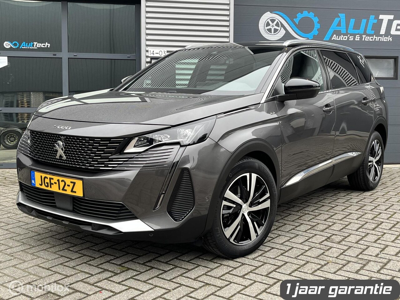 Peugeot 5008 - 1.2 PureTech GT Alcantara Keyless Acc Rijklaar! - AutoWereld.nl