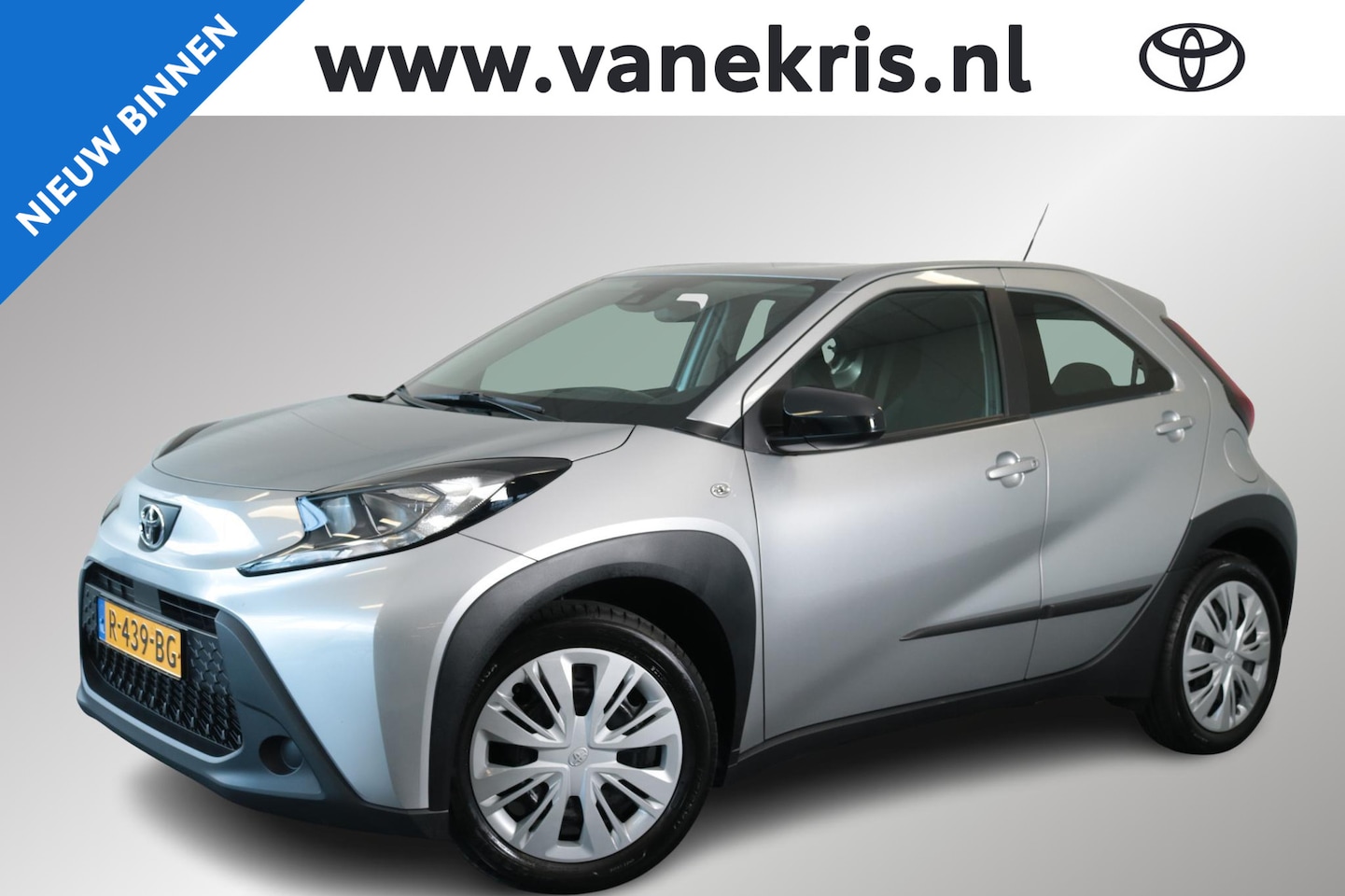 Toyota Aygo X - 1.0 VVT-i MT play 1.0 VVT-i MT Play, - AutoWereld.nl