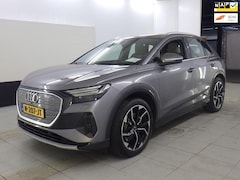 Audi Q4 e-tron - 40 Launch edition Advanced Plus 77 kWh | SOH 92% | Panoramadak | Trekhaak | Leder | LED La