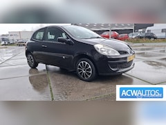 Renault Clio - 1.2-16V Authentique ( lees goed)
