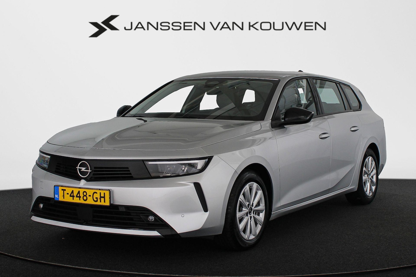 Opel Astra Sports Tourer - 1.2 Edition / Camera / Apple CarPlay / Sensoren - AutoWereld.nl