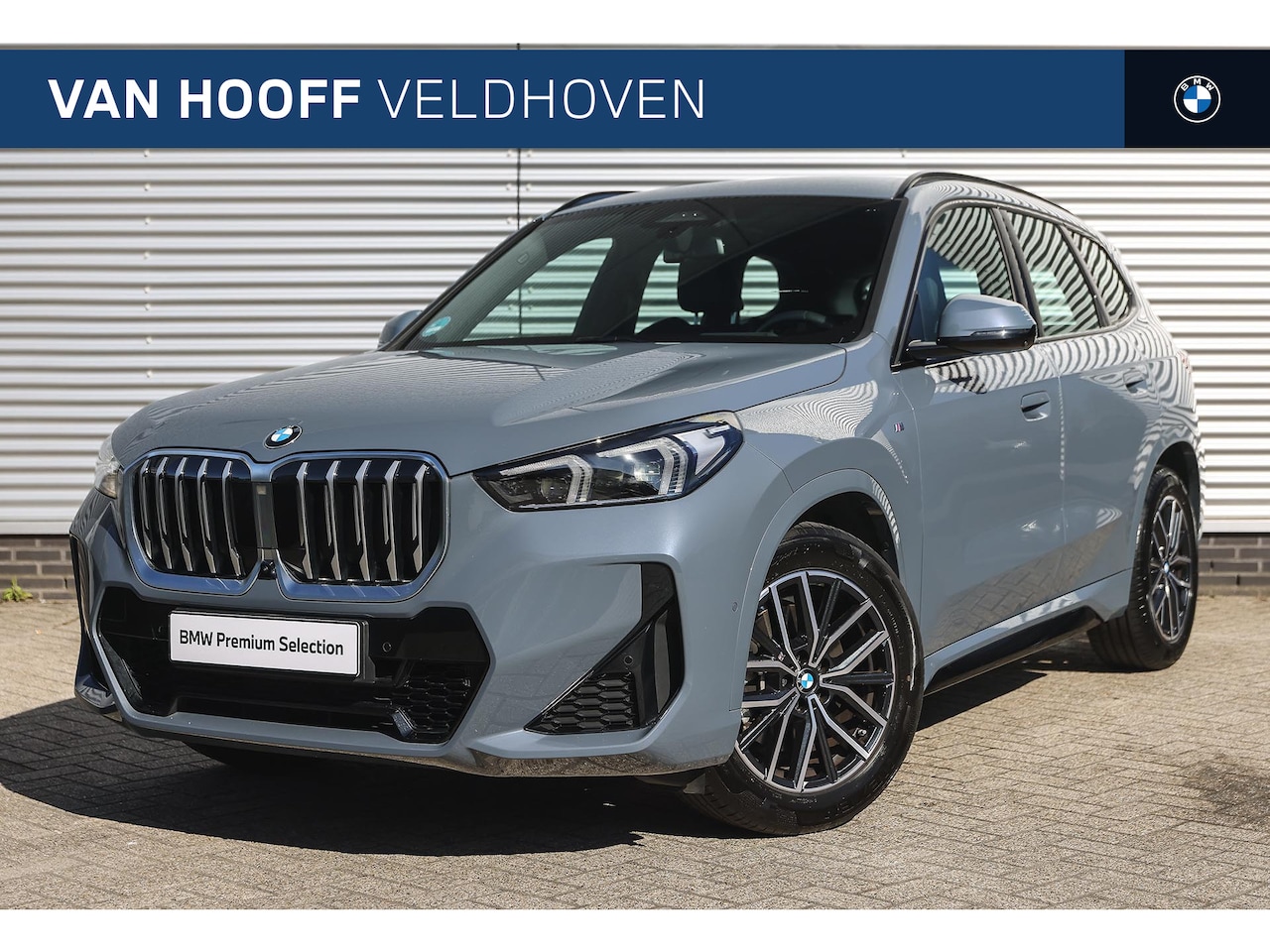 BMW X1 - sDrive20i High Executive M Sport Automaat / Trekhaak / Sportstoelen / Stoelverwarming / Ad - AutoWereld.nl