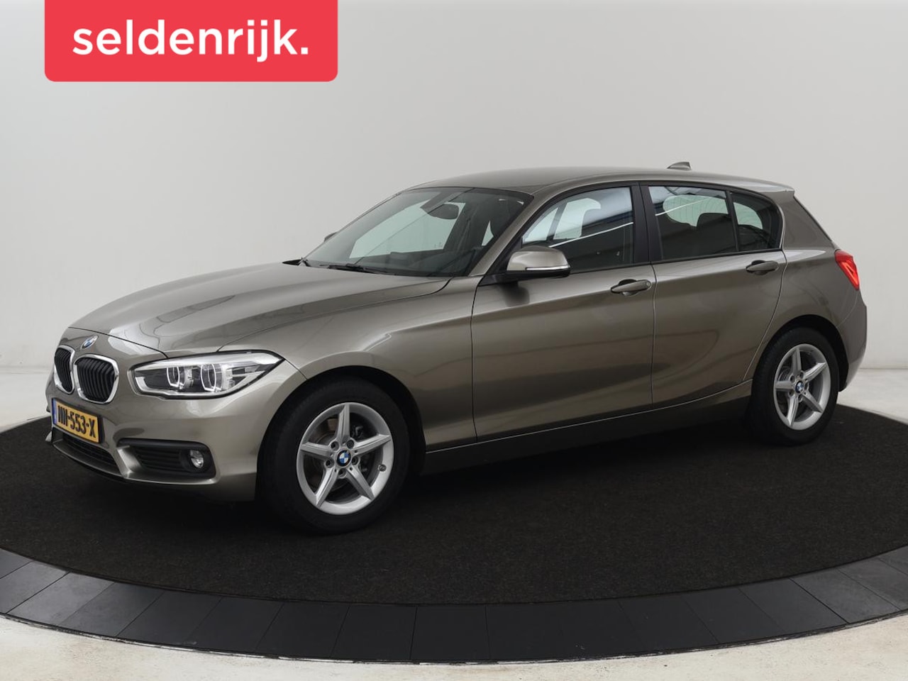 BMW 1-serie - 118i Executive | 65.000 NAP | Cruise Control | Navigatie | Trekhaak | PDC | Bleutooth | Xe - AutoWereld.nl