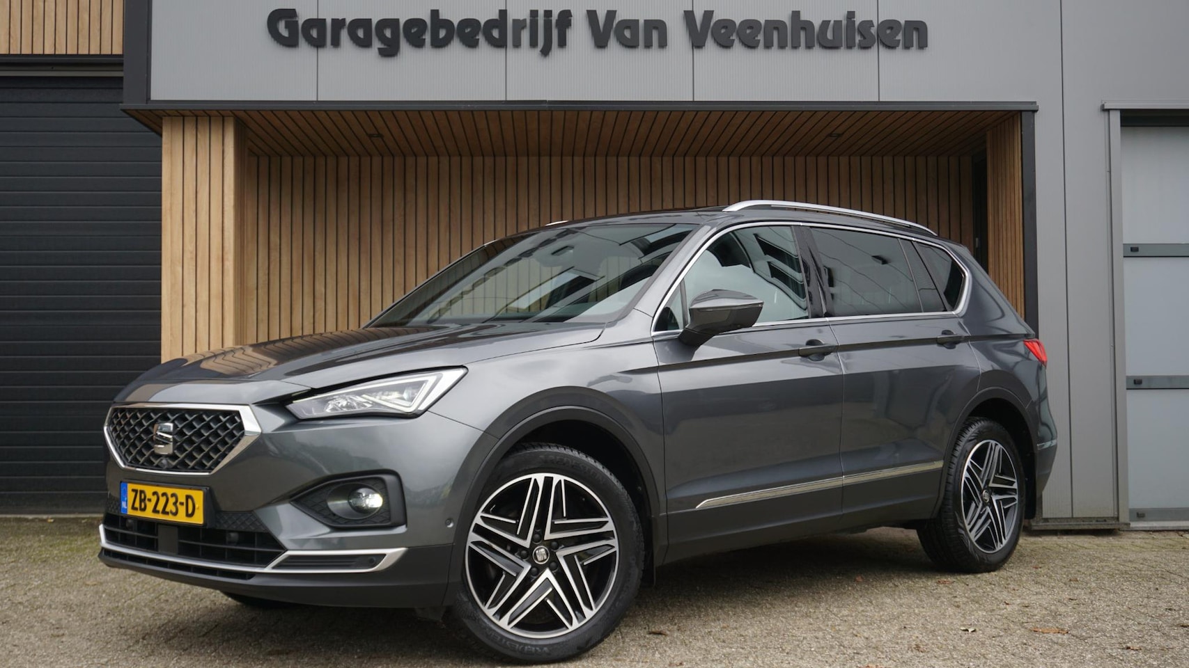 SEAT Tarraco - 1.5 TSI 150pk Xcellence Pano.Dak Leder 360-View Virtual Cockpit Standkachel 19inch LM Keyl - AutoWereld.nl