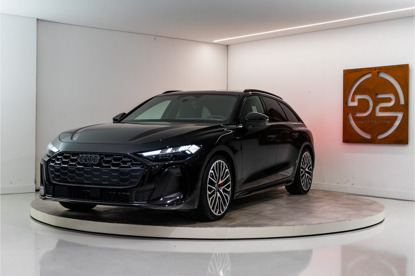 Audi A5 Avant - 2.0 e-hybrid Quattro S Edition Competition 270KW 367PK | 2025 NIEUW PER DIRECT BESCHIKBAAR - AutoWereld.nl