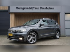 Volkswagen Tiguan - 1.4 TSI 150PK R-Line & Highline Pano.Dak Leder Virtual Trekhaak 360-view 19inch LM *Unieke