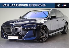 BMW i7 - M70 xDrive High Executive / Panoramadak Sky Lounge / Bowers & Wilkins / Massagefunctie / P