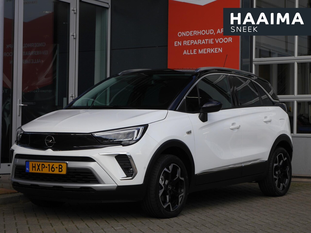 Opel Crossland - 1.2 Turbo Ultimate Automaat | Navigatie | Alcantara bekleding | Keyless entry & start | Ac - AutoWereld.nl