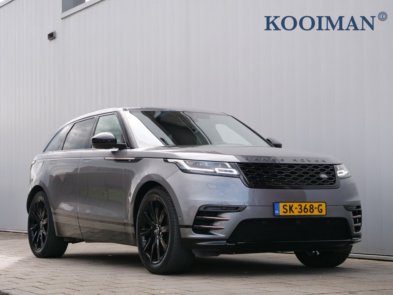 Land Rover Range Rover Velar - 3.0 V6 381pk AWD R-Dynamic HSE AUTOMAAT van € 47.450,- voor - AutoWereld.nl