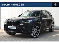 BMW X3 - xDrive30e High Executive M Sport Automaat / Panoramadak / Trekhaak / Sportstoelen / Achter