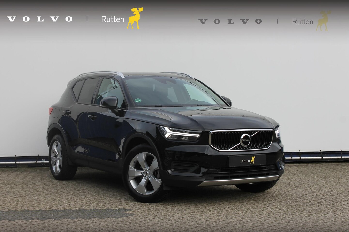 Volvo XC40 - T3 163PK automaat Momentum Pro / Climate Control/ Cruise control/ elektrische achterklep/ - AutoWereld.nl