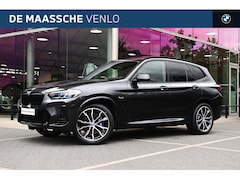 BMW X3 - xDrive30e M Sport Automaat / Panoramadak / Trekhaak / Sportstoelen / Achteruitrijcamera /