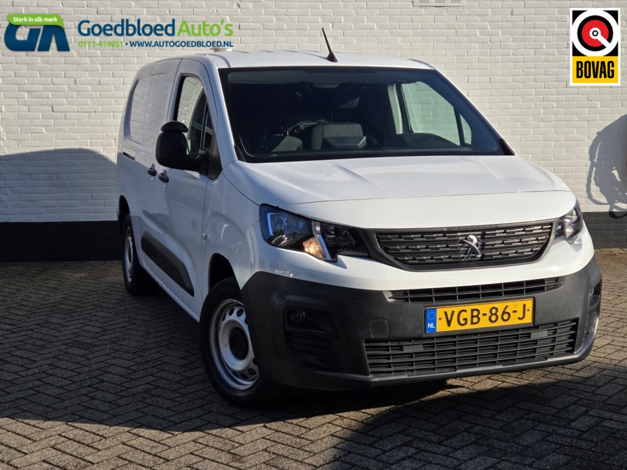 Peugeot Partner - L2 1.5 BlueHDI Premium Long | 3-zits | Trekhaak - AutoWereld.nl