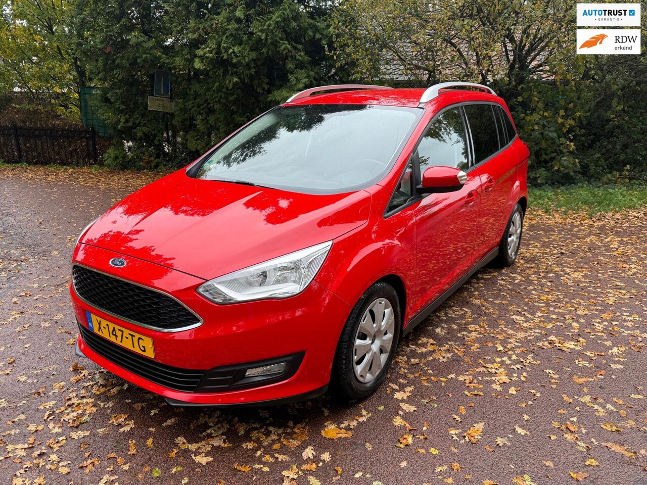 Ford Grand C-Max - 1.0 Trend / Navi / Camera / Airco / Apk / pdc / cruisecontrol - AutoWereld.nl