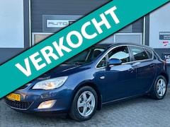 Opel Astra - 1.6 Cosmo | AIRCO | 103dkm | NAVI I TREKHAAK I NL AUTO |