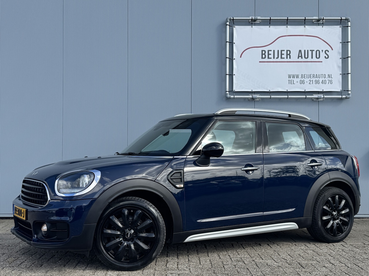 MINI Countryman - Mini 1.5 Cooper Salt Navigatie/18inch. - AutoWereld.nl