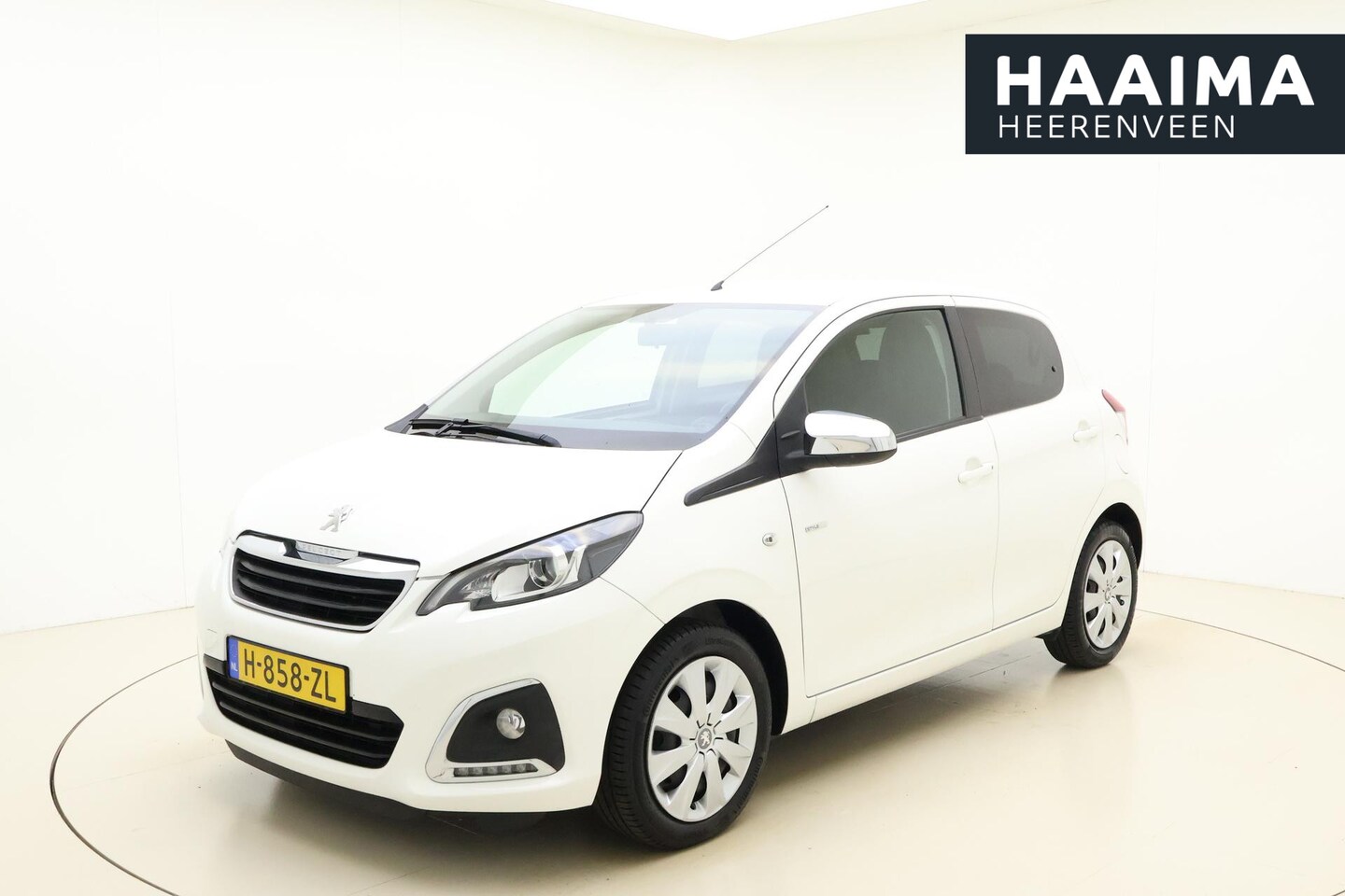 Peugeot 108 - 1.0 e-VTi Style 72 pk | Donkere ramen | BTW auto | lage km stand - AutoWereld.nl