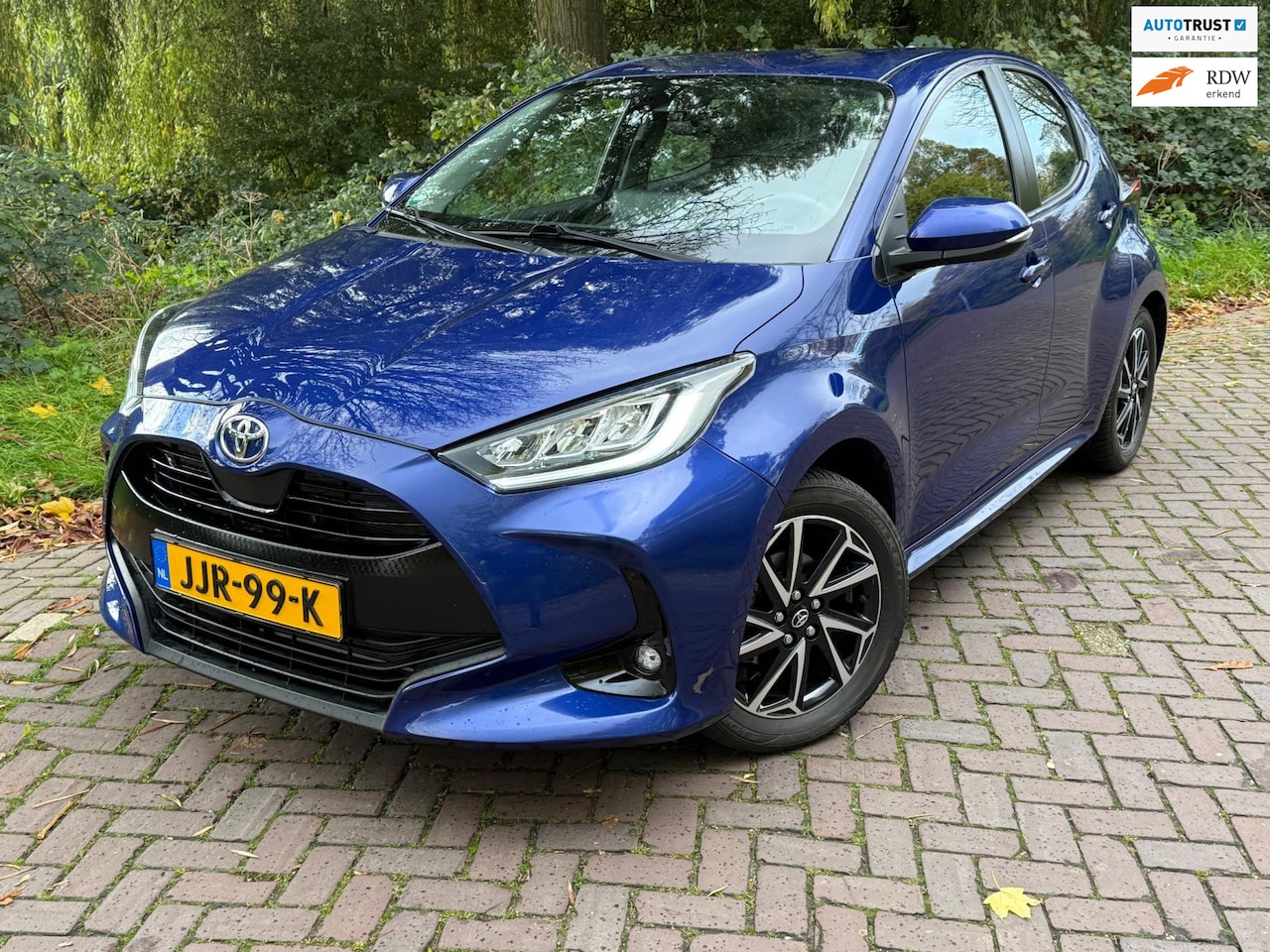 Toyota Yaris - 1.5 VVT-i Executive 1 Eig.14000 Km !! b.j. 4-2021 Camera ,16"lm carplay,led verl. - AutoWereld.nl