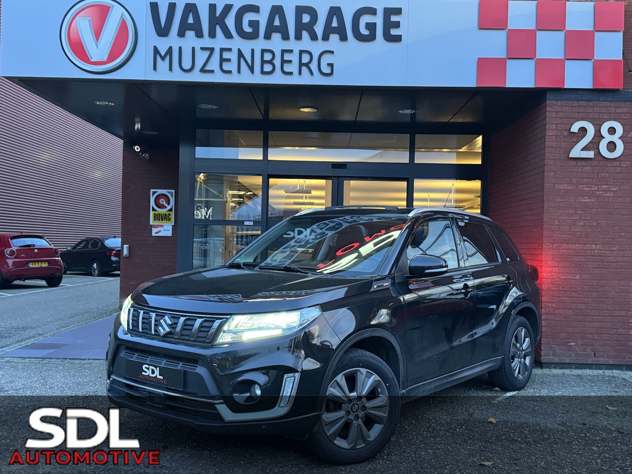 Suzuki Vitara - 1.4 Boosterjet Select Smart Hybrid AllGrip // NAVI // PANO - SCHUIF KANTEL DAK // CAMERA / - AutoWereld.nl