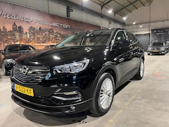 Opel Grandland X - 1.2 Turbo Business Executive - Automaat - Climate - Cruise - Navigatie - Trekhaak