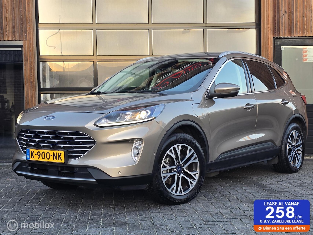 Ford Kuga - 2.5 PHEV 225PK CAMERA ACC TREKHAAK SOH 100% CARPLAY - AutoWereld.nl