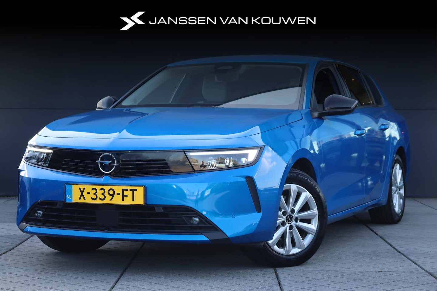 Opel Astra Sports Tourer - 1.2 Level 2 Navigatie Getint Glas Apple CarPlay Draadloos - AutoWereld.nl