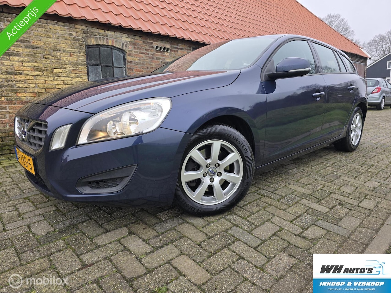 Volvo V60 - 1.6 T3 Kinetic Automaat! - AutoWereld.nl