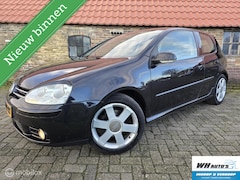 Volkswagen Golf - 2.0 TDI Sportline