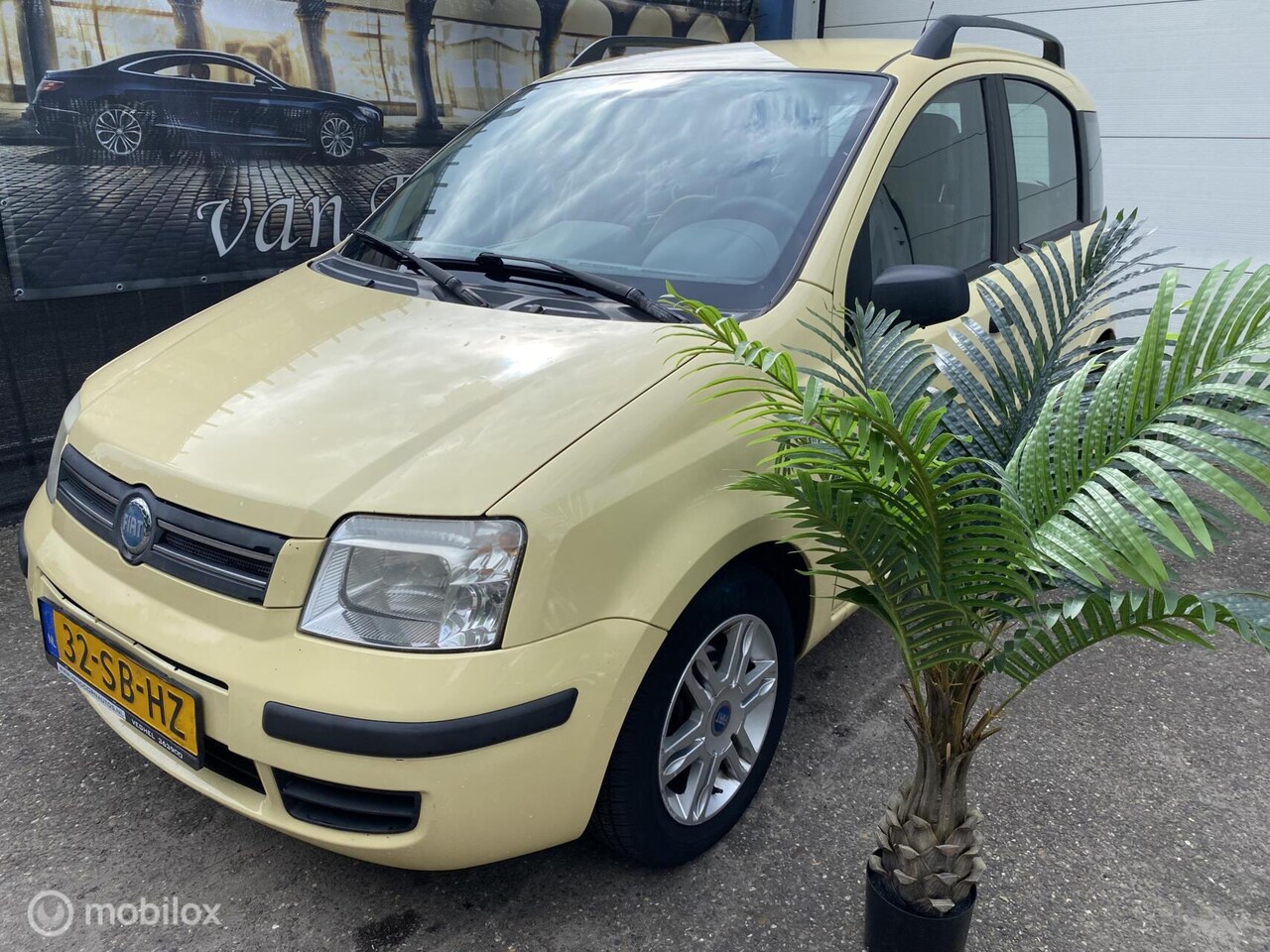 Fiat Panda - 1.2 Class AIRCO 14-11-2026 ALL-SEASON - AutoWereld.nl
