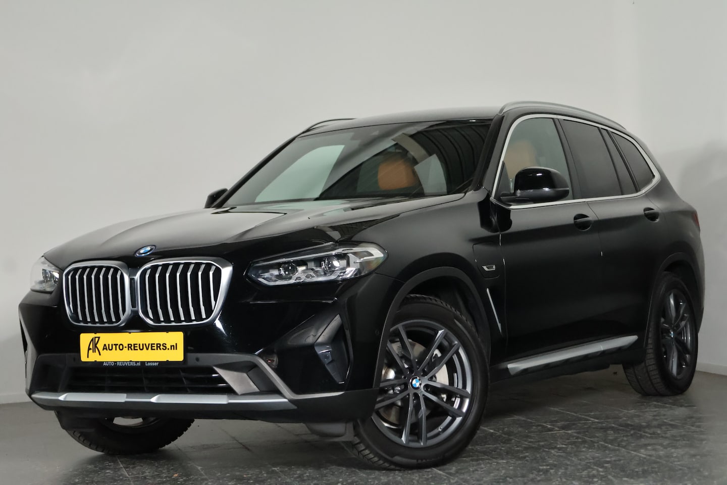 BMW X3 - xDrive30e / LED / Leder / Navigatie / CarPlay / Camera - AutoWereld.nl