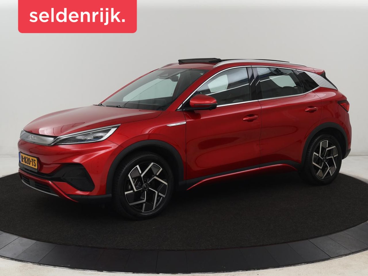 BYD Atto 3 - Comfort 60 kWh | Panoramadak | Warmtepomp | Leder | Stoelverwarming | 360 Camera | Carplay - AutoWereld.nl
