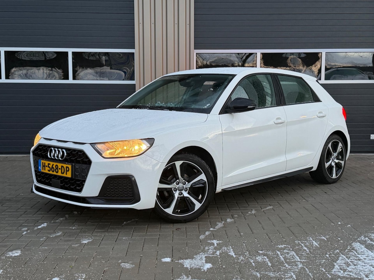 Audi A1 Sportback - 25 TFSI epic / Apple CarPlay - AutoWereld.nl