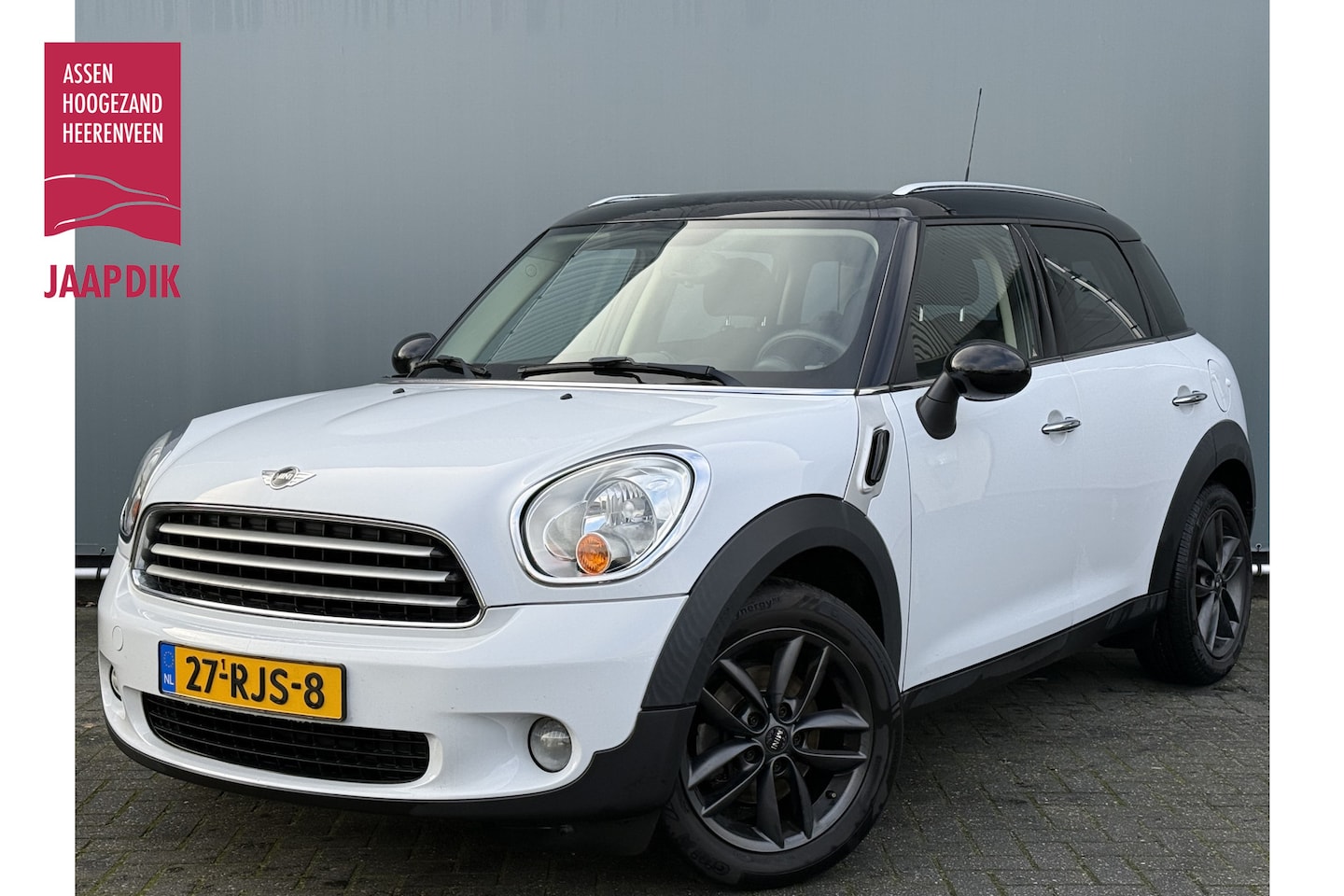 MINI Countryman - Mini BJR 2011 1.6 123 PKCooper ANTRACIET LMV | AIRCO | NAVI | TWO-TONE | MISTLAMPEN - AutoWereld.nl