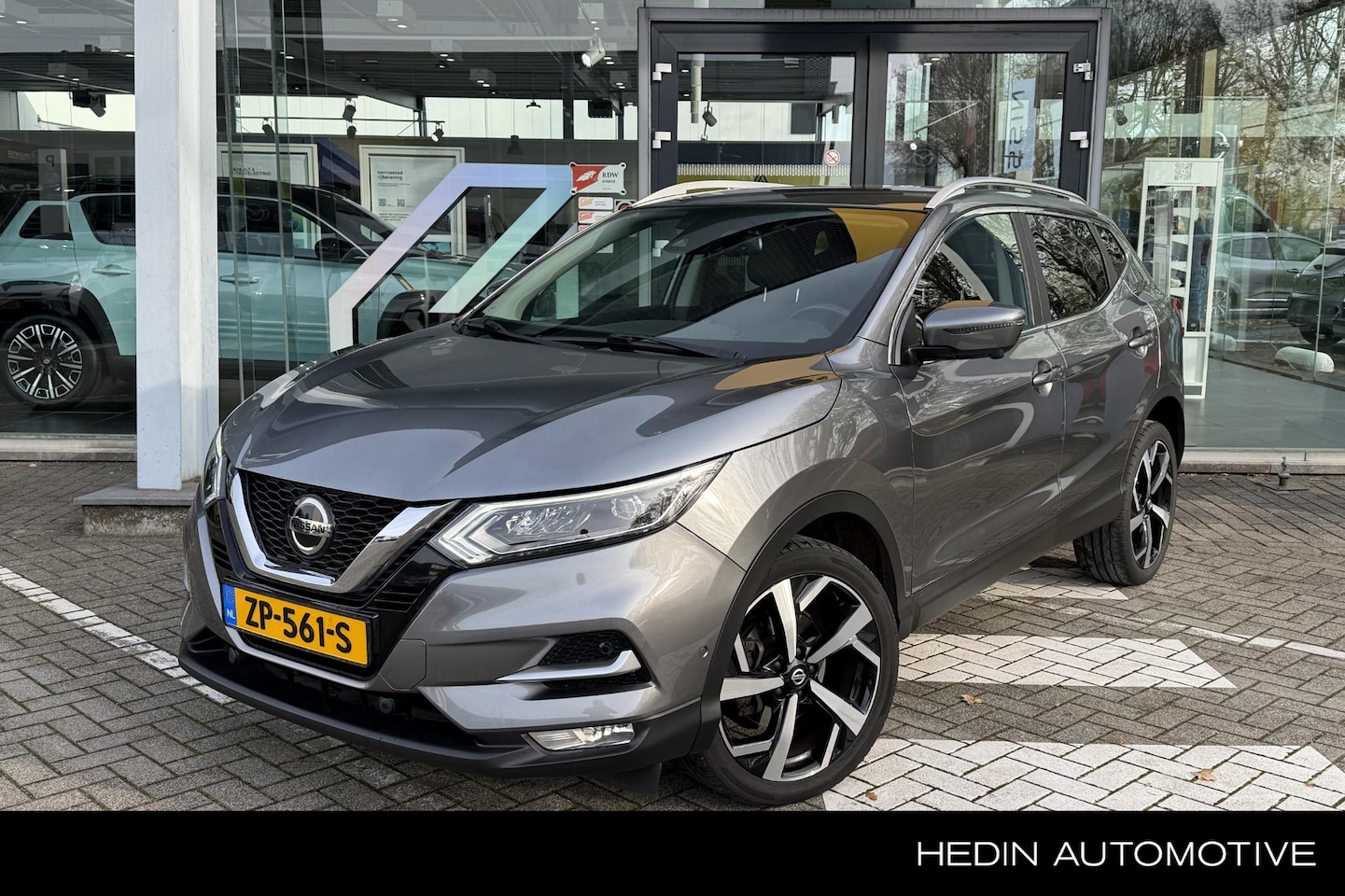 Nissan Qashqai - 1.3 DIG-T Tekna AUTOMAAT | STOELVERWARMING | CAMERA | 19INCH LICHTMETAAL | DODEHOEK | - AutoWereld.nl