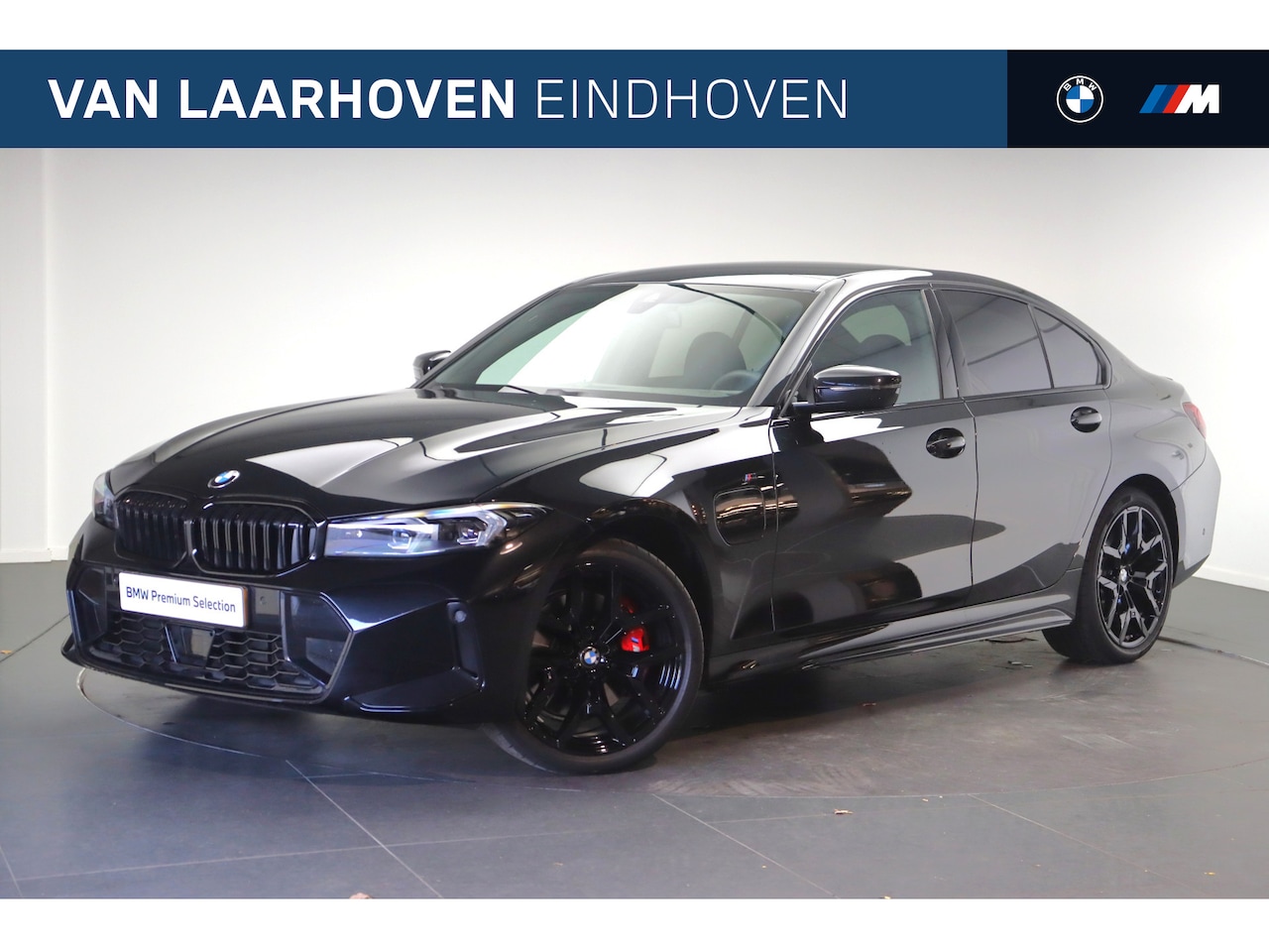 BMW 3-serie - 330e M Sport Automaat / Sportstoelen / Achteruitrijcamera / Adaptieve LED / Comfort Access - AutoWereld.nl