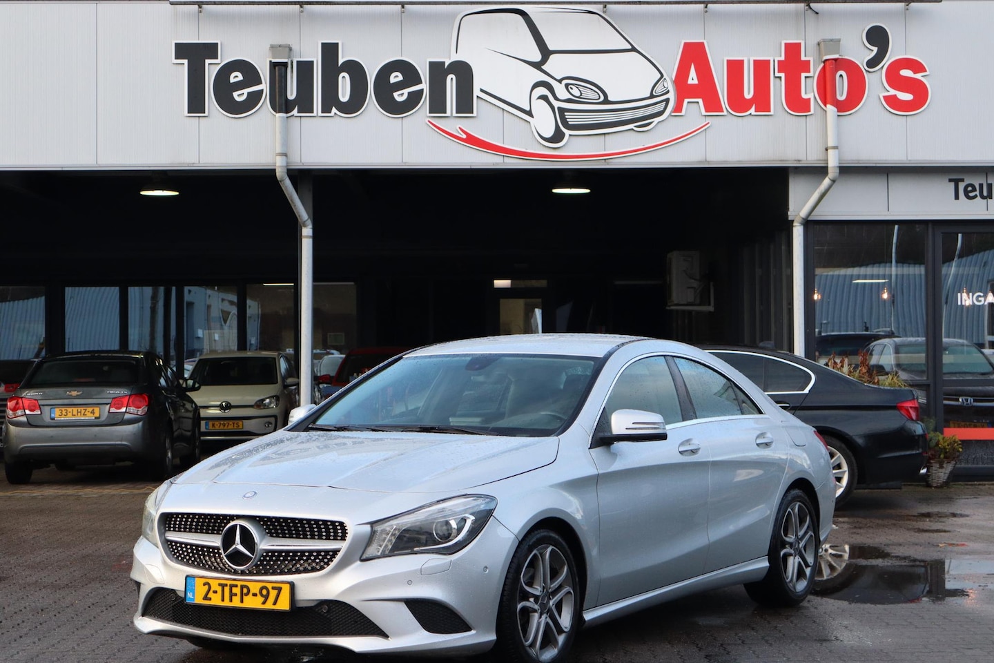 Mercedes-Benz CLA-Klasse - 180 BlueEFF. Ambition Navigatie, Cruise control, Elektrische ramen, Airco, Lichtmetalen wi - AutoWereld.nl
